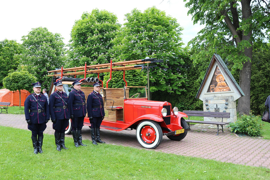 Pielgrzymka Strażaków do Dębowca
