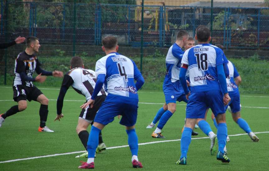 Piłka nożna. IV liga podkarpacka. Mecz Czarni 1910 Jasło - Błękitni Ropczyce 2-0