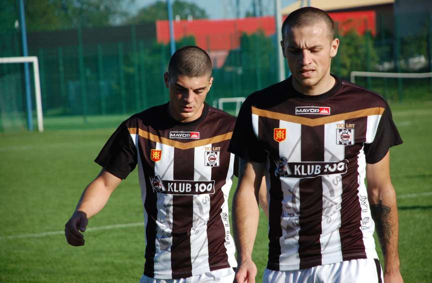 Piłka nożna. IV liga podkarpacka. Mecz Czarni 1910 Jasło - Wisłok Wiśniowa 1-3