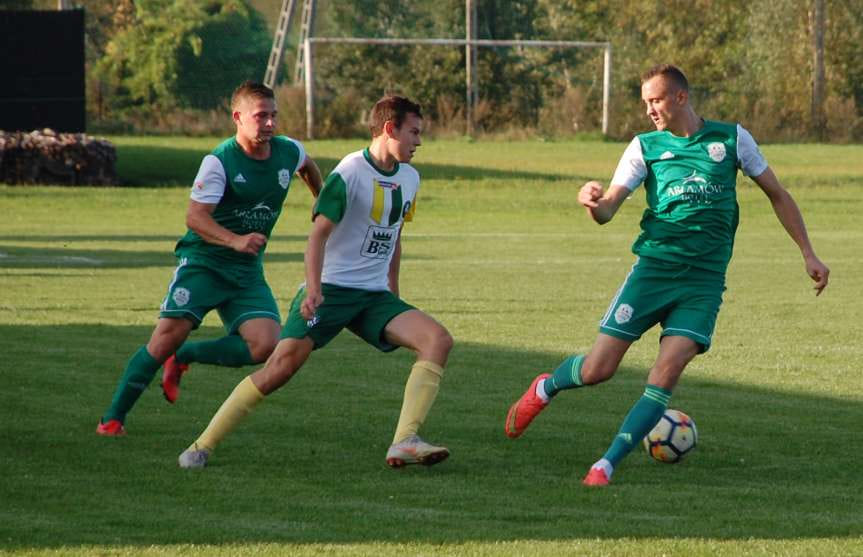 Piłka nożna. V liga krośnieńska. Mecz LKS Czeluśnica - Bieszczady Arłamów Ustrzyki Dolne