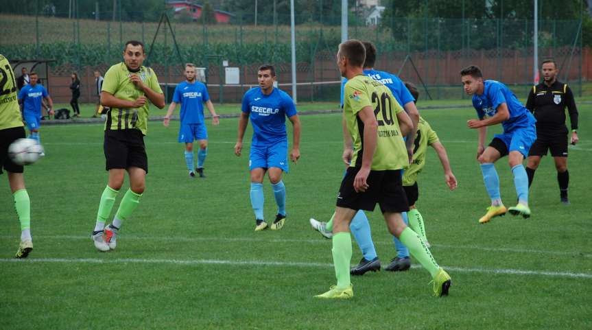 Piłka nożna. V liga krośnieńska. Mecz LKS Skołyszyn - Arłamów Bieszczady Ustrzyki Dolne 2-7