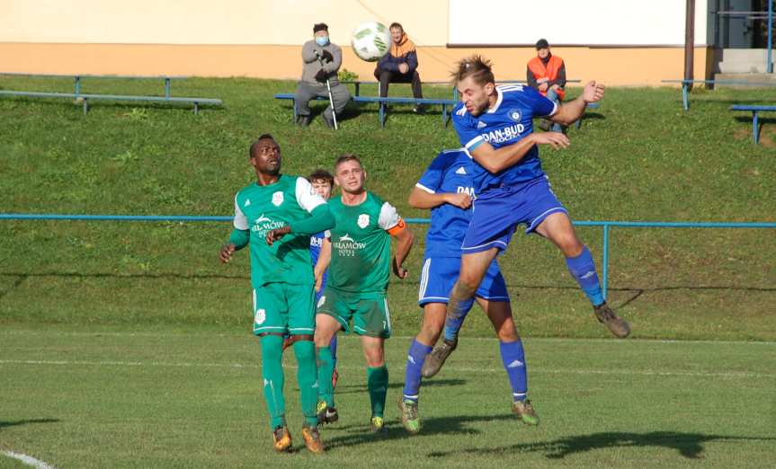 Piłka nożna. V liga krośnieńska. Mecz Tempo Nienaszów - Bieszczady Arłamów Ustrzyki Dolne 1-3