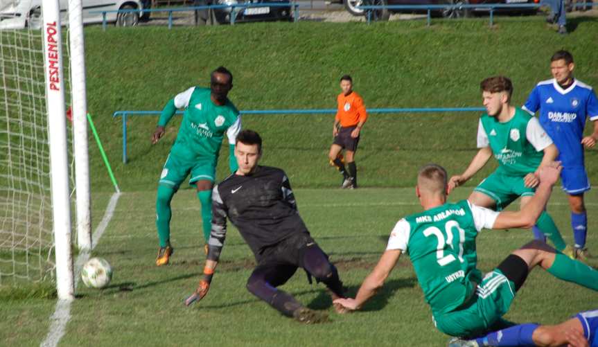 Piłka nożna. V liga krośnieńska. Mecz Tempo Nienaszów - Bieszczady Arłamów Ustrzyki Dolne 1-3
