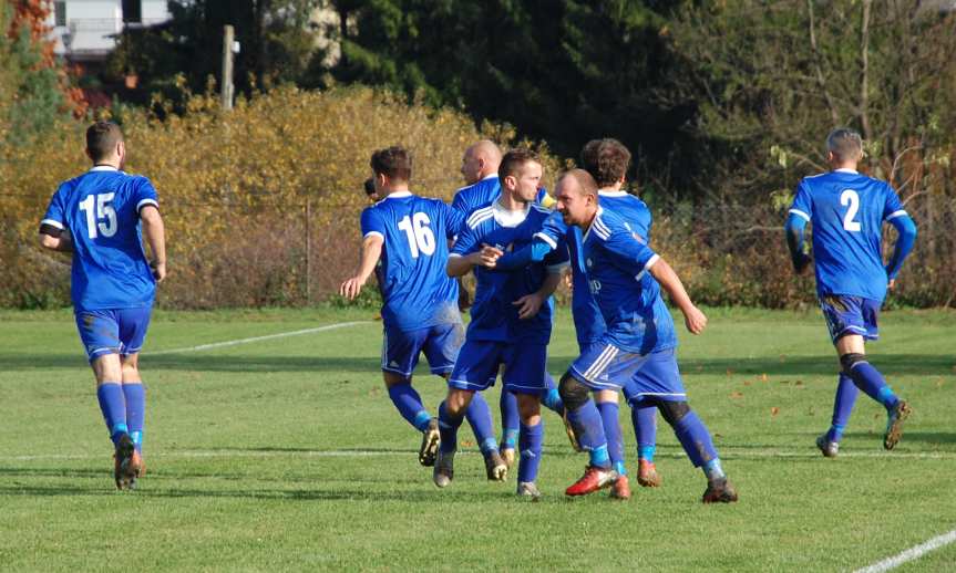 Piłka nożna. V liga krośnieńska. Mecz Tempo Nienaszów - Bieszczady Arłamów Ustrzyki Dolne 1-3