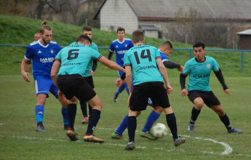 Piłka nożna. V liga krośnieńska. Mecz Tempo Nienaszów - Cosmos Nowotaniec 1-1