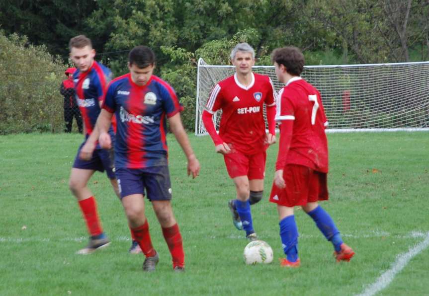 Piłka nożna. V liga krośnieńska. Mecz Tempo Nienaszów - Orzeł Faliszówka 2-0