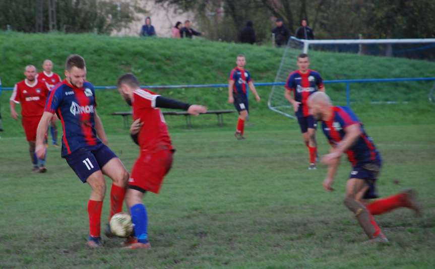 Piłka nożna. V liga krośnieńska. Mecz Tempo Nienaszów - Orzeł Faliszówka 2-0
