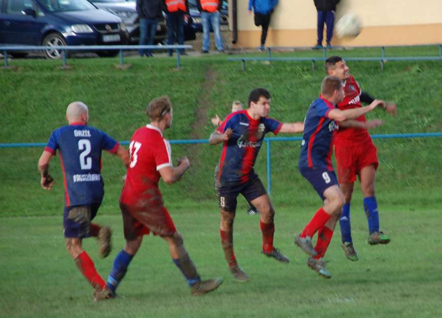 Piłka nożna. V liga krośnieńska. Mecz Tempo Nienaszów - Orzeł Faliszówka 2-0