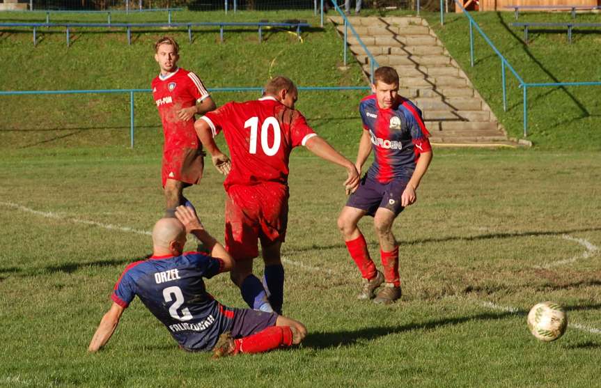 Piłka nożna. V liga krośnieńska. Mecz Tempo Nienaszów - Orzeł Faliszówka 2-0