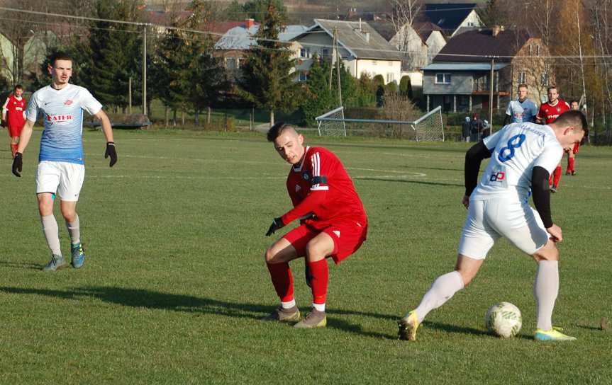 Piłka nożna. V liga krośnieńska. Mecz Tempo Nienaszów - Start Rymanów 1-1