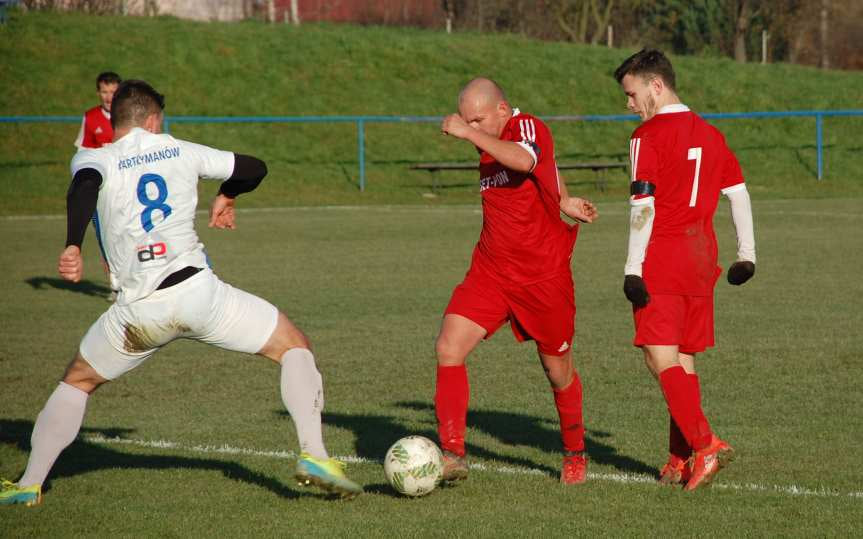 Piłka nożna. V liga krośnieńska. Mecz Tempo Nienaszów - Start Rymanów 1-1