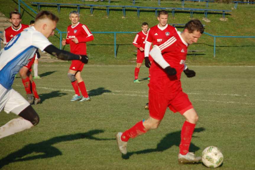 Piłka nożna. V liga krośnieńska. Mecz Tempo Nienaszów - Start Rymanów 1-1