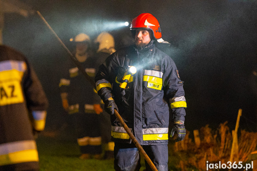 Pożar drewnianego domu w Krempnej