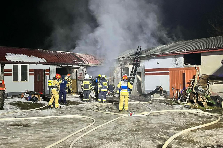 Pożar garażu w Osobnicy