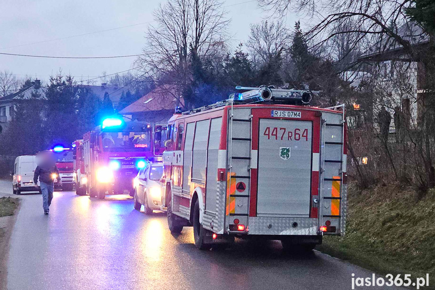 Pożar drewnianego budynku w Tokach