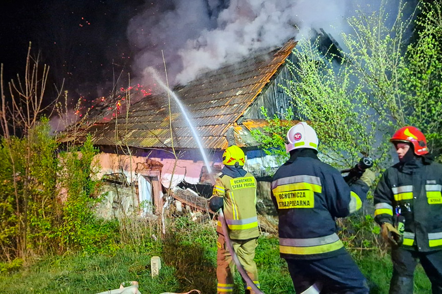 Pożary pustostanów w Lisowie