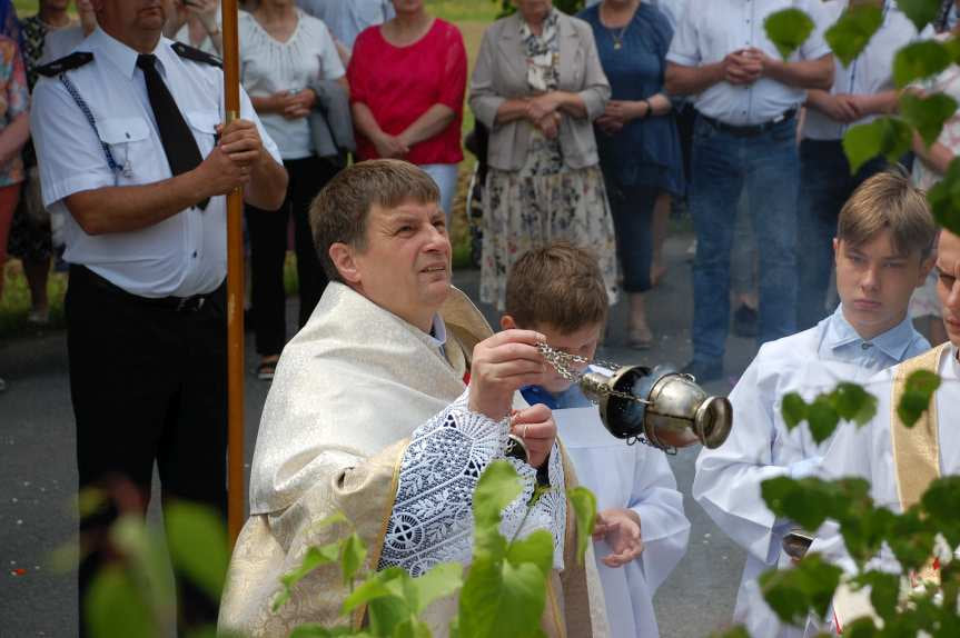 Procesja Bożego Ciała z Sadek do Nienaszowa