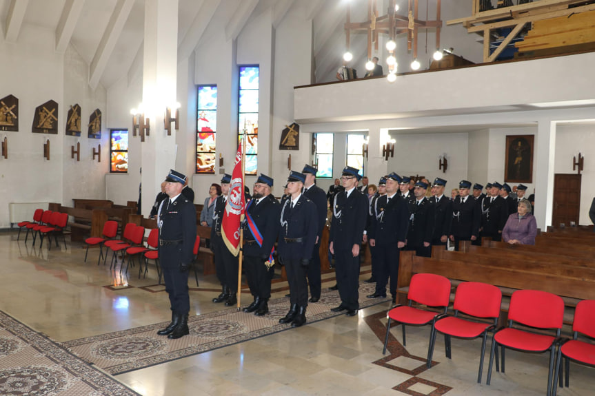 Przekazanie samochodu OSP w Załężu