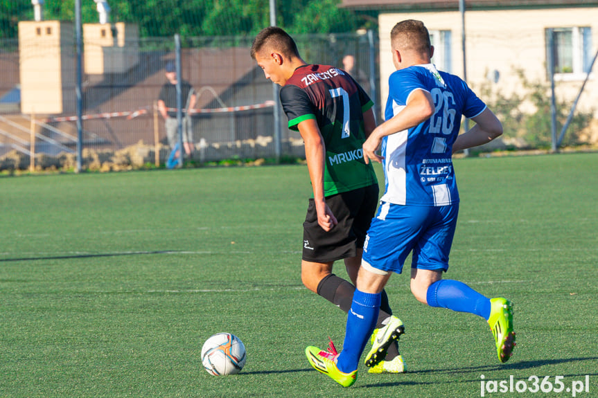 Przełęcz Dukla - Zamczysko Mrukowa 1:5