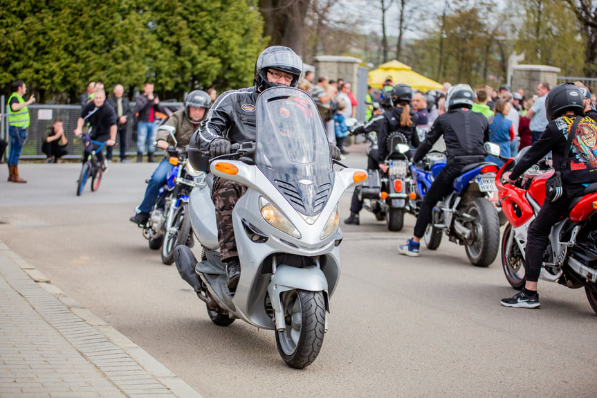 Rozpoczęcie sezonu motocyklowego w Dębowcu