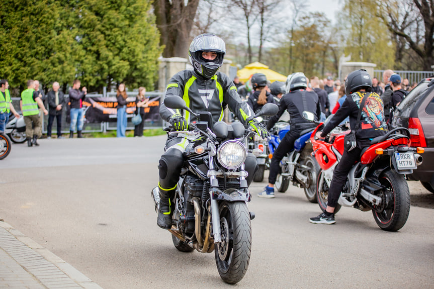 Rozpoczęcie sezonu motocyklowego w Dębowcu