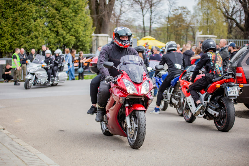 Rozpoczęcie sezonu motocyklowego w Dębowcu