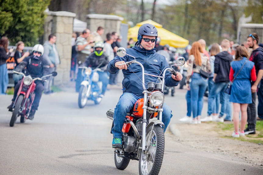 Rozpoczęcie sezonu motocyklowego w Dębowcu