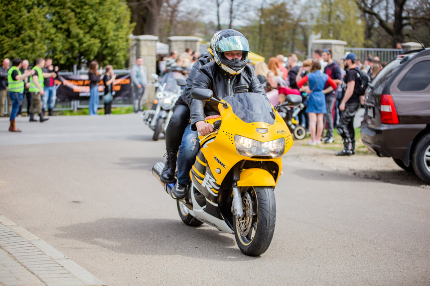 Rozpoczęcie sezonu motocyklowego w Dębowcu