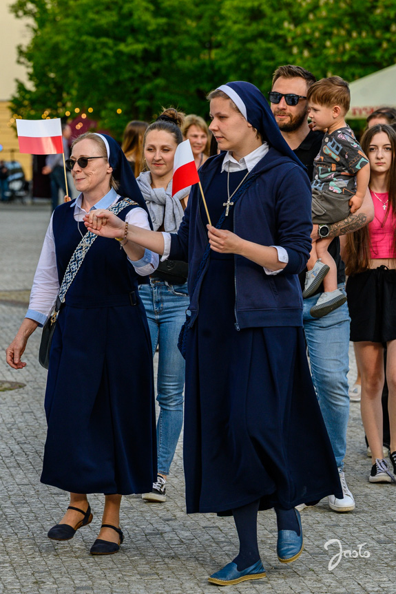 Roztańczona Biało-Czerwona majówka w Jaśle