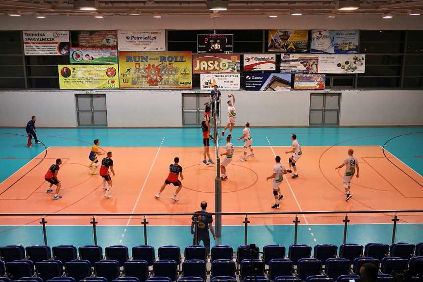 Siatkówka. II liga mężczyzn. Mecz MKS MOSiR Jasło - Arka Tempo Chełm 3-1
