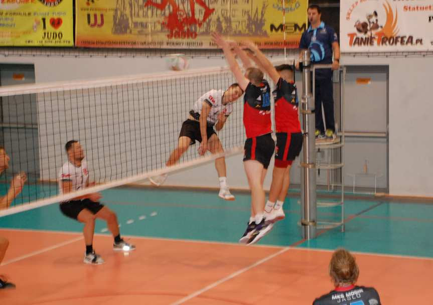 Siatkówka. II liga mężczyzn. Mecz MKS MOSiR Jasło - Extrans Sędziszów Małopolski 3-0