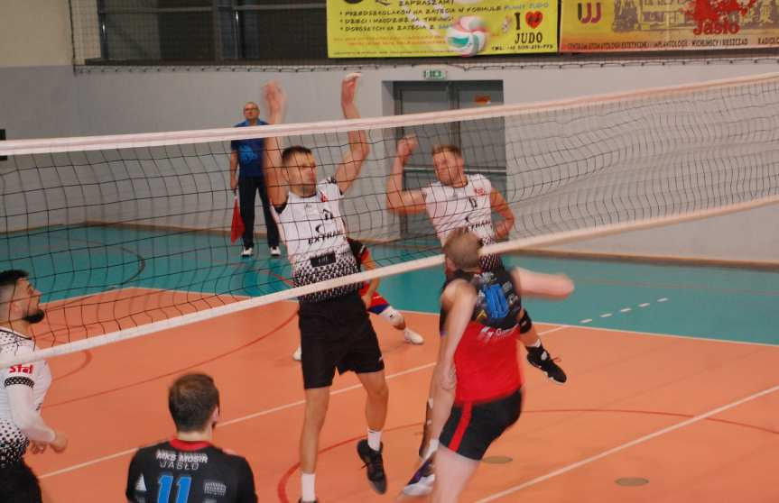 Siatkówka. II liga mężczyzn. Mecz MKS MOSiR Jasło - Extrans Sędziszów Małopolski 3-0