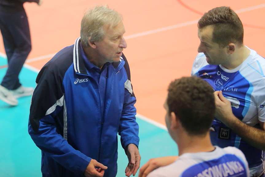 Siatkówka. II liga mężczyzn. MKS MOSiR Jasło - GKPS Gorlice 3-0