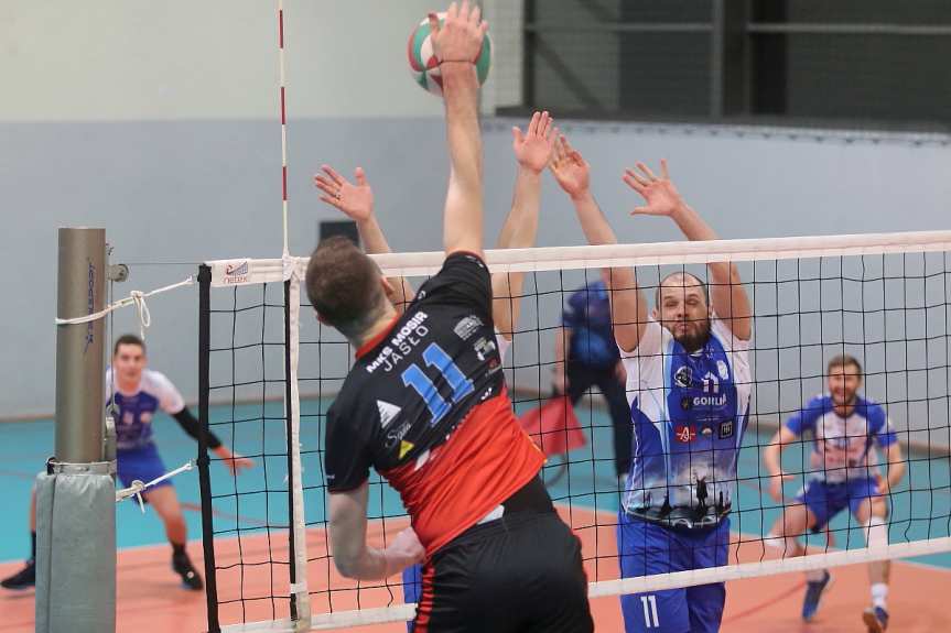 Siatkówka. II liga mężczyzn. MKS MOSiR Jasło - GKPS Gorlice 3-0
