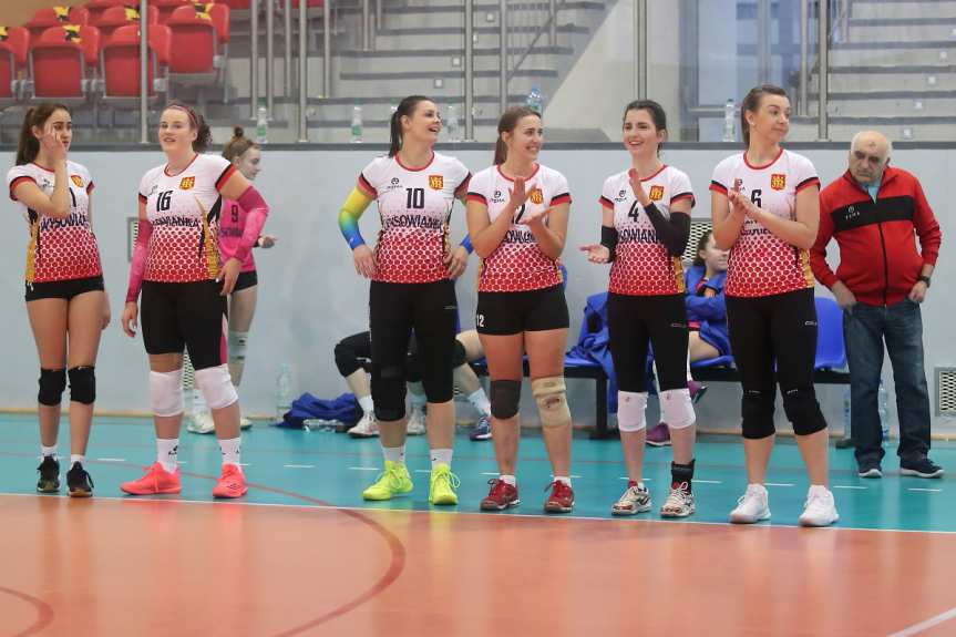 Siatkówka. Podkarpacka I Liga Kobiet. Mecz UKS MOSiR Jasło - KS Feniks Radymno 3-0