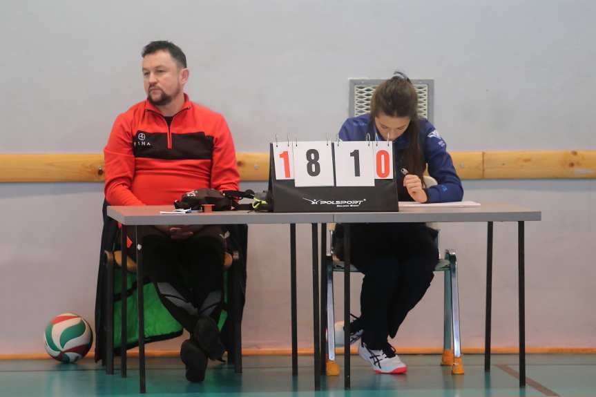 Siatkówka. Podkarpacka I Liga Kobiet. Mecz UKS MOSiR Jasło - KS Feniks Radymno 3-0