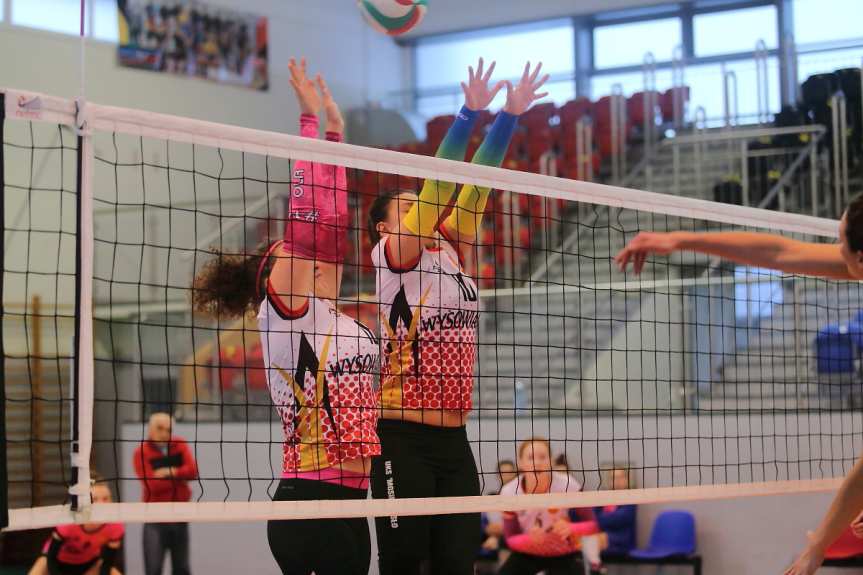 Siatkówka. Podkarpacka I Liga Kobiet. Mecz UKS MOSiR Jasło - KS Feniks Radymno 3-0