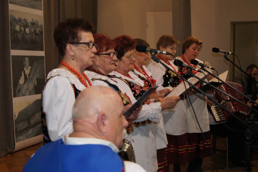 Świat Dawnej Wsi - wystawa w GOK w Tarnowcu
