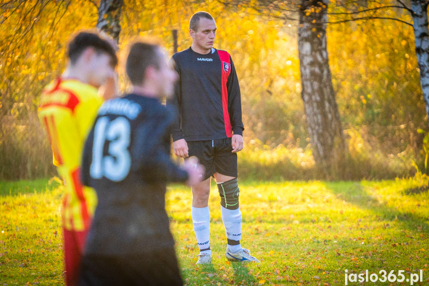 Tęcza Zręcin - Czardasz Osiek Jasielski 2:1
