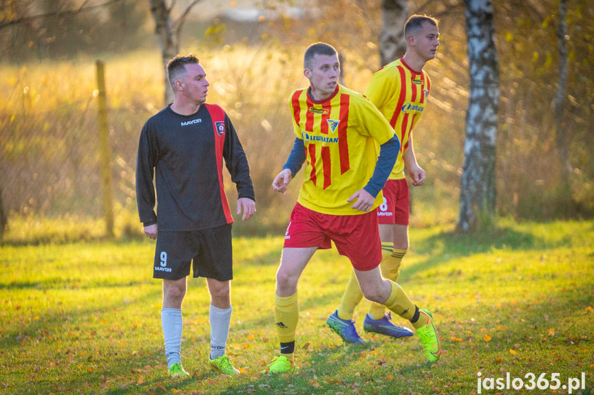 Tęcza Zręcin - Czardasz Osiek Jasielski 2:1