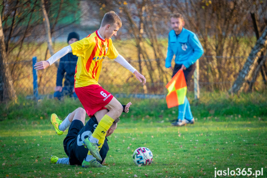 Tęcza Zręcin - Czardasz Osiek Jasielski 2:1
