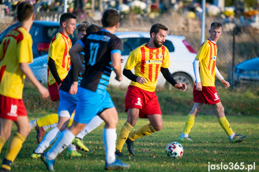 Tęcza Zręcin - LKS Skołyszyn 1:4