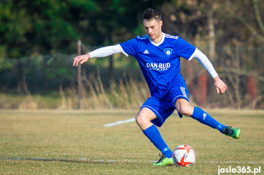 Tempo Nienaszów - Beskid Posada Górna 4:0