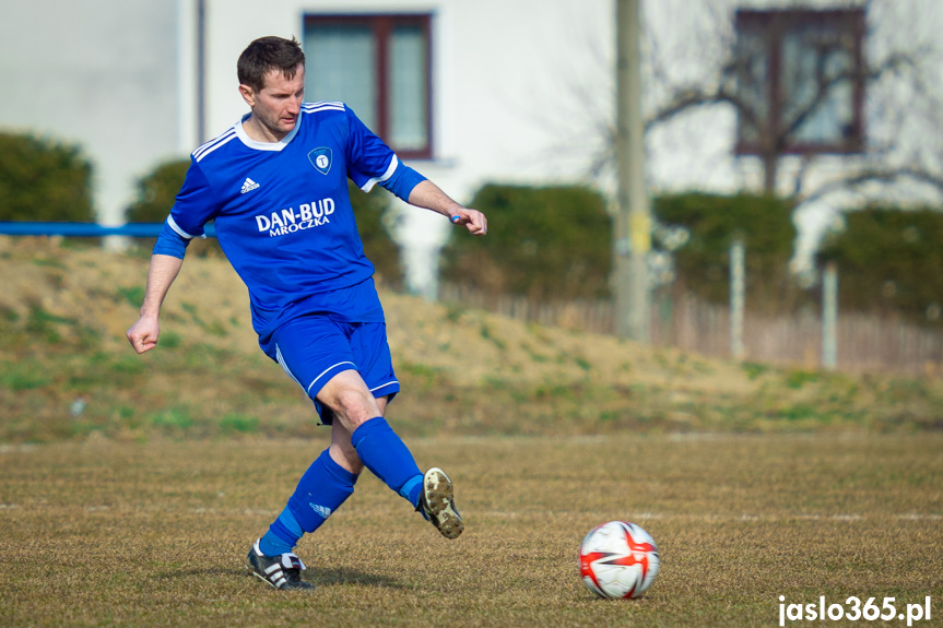 Tempo Nienaszów - Beskid Posada Górna 4:0