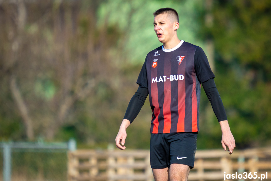 Tempo Nienaszów - Beskid Posada Górna 4:0