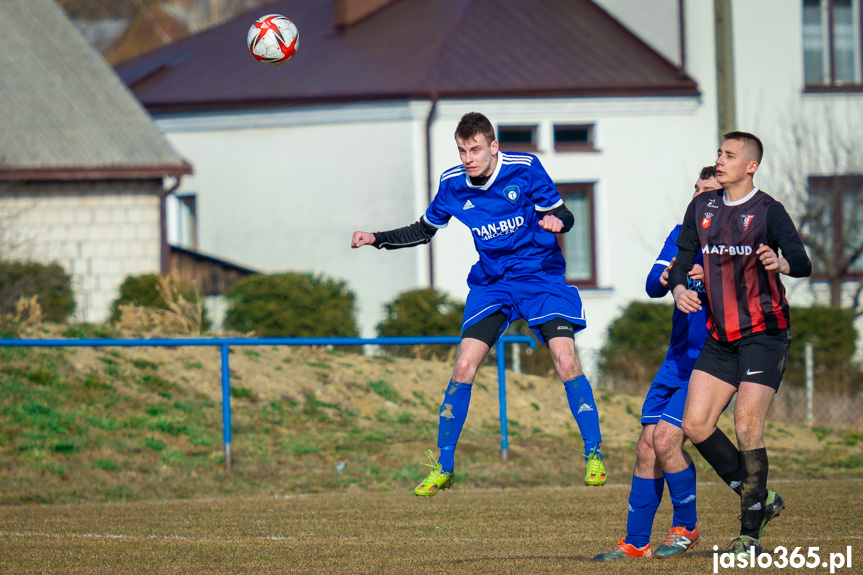 Tempo Nienaszów - Beskid Posada Górna 4:0