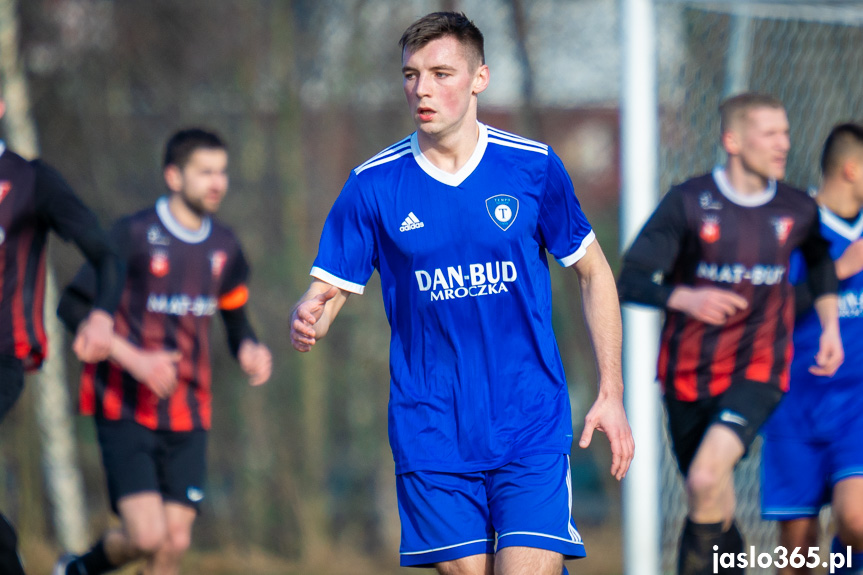 Tempo Nienaszów - Beskid Posada Górna 4:0
