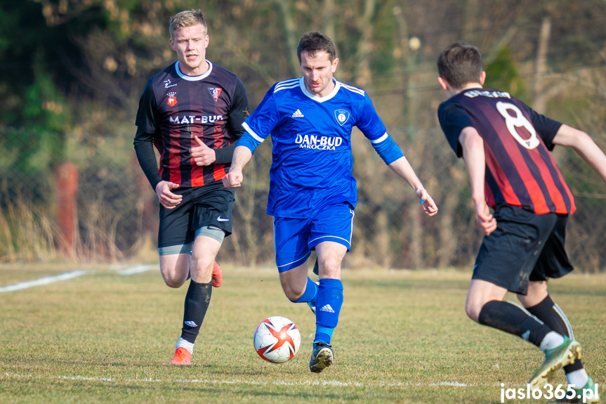 Tempo Nienaszów - Beskid Posada Górna 4:0