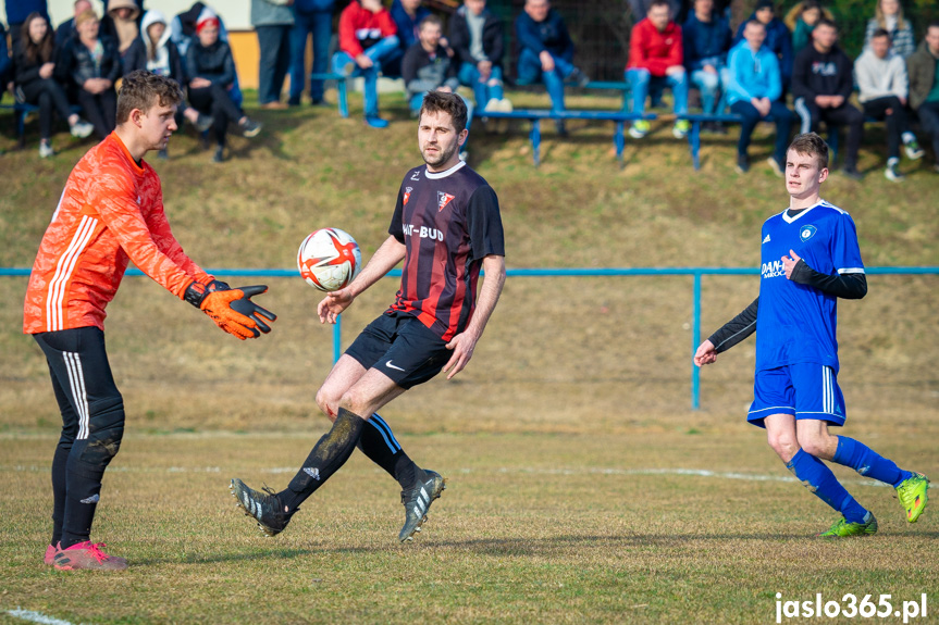 Tempo Nienaszów - Beskid Posada Górna 4:0