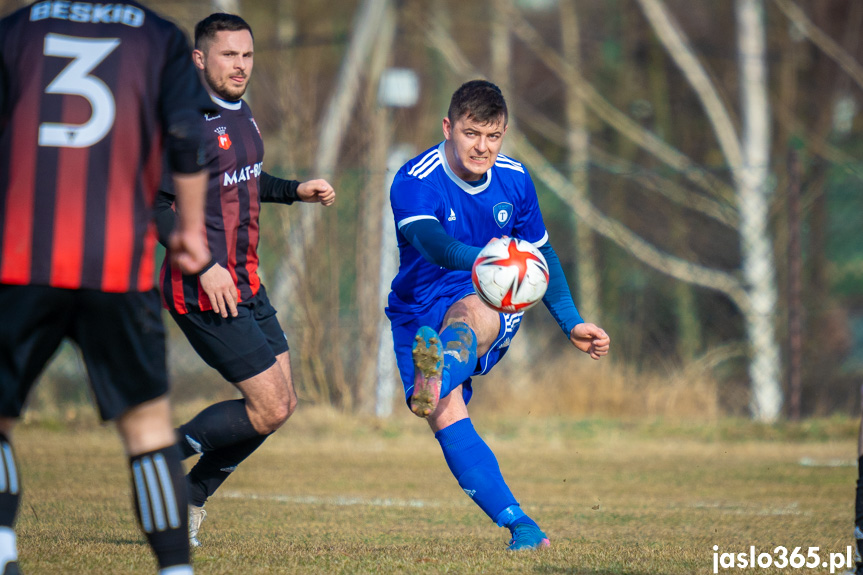 Tempo Nienaszów - Beskid Posada Górna 4:0